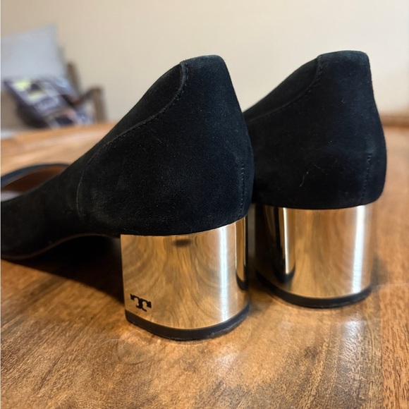 Tory Burch Womens Evelyn Suede Pumps Shoes Block Heel Gold Tone Black Size 7.5M - Picture 5 of 8